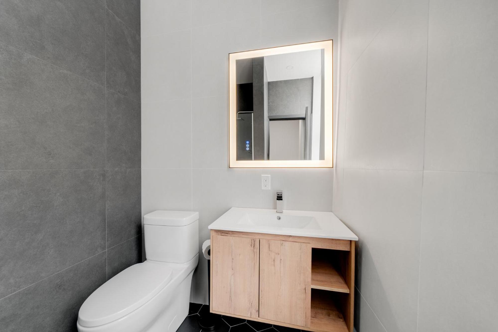 Lift Hotel Montreal Ngoại thất bức ảnh