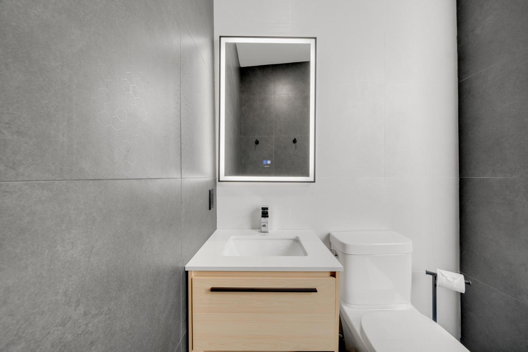 Lift Hotel Montreal Ngoại thất bức ảnh