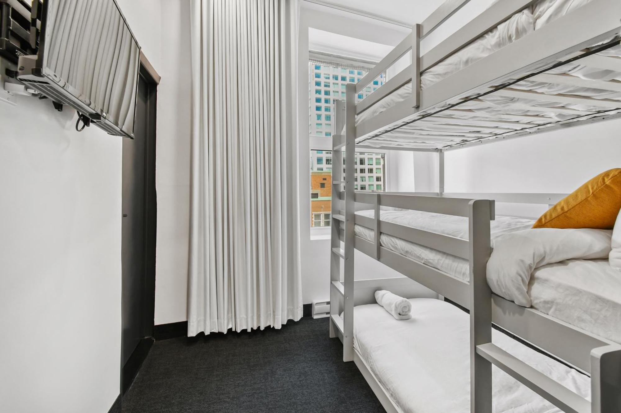 Lift Hotel Montreal Ngoại thất bức ảnh
